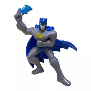 Vintage DC COMICS BATMAN MINI 1.5” ACTION FIGURE MCDONALDS TOY 2011